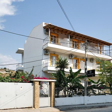 Orchard Retreat Aparthotel Himare Buitenkant foto