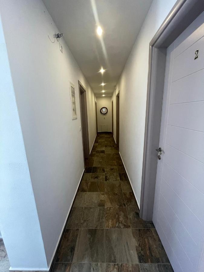 Orchard Retreat Aparthotel Himare Buitenkant foto