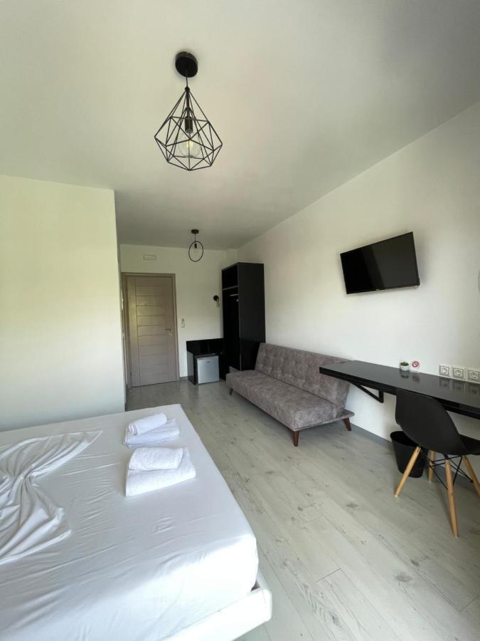 Orchard Retreat Aparthotel Himare Buitenkant foto