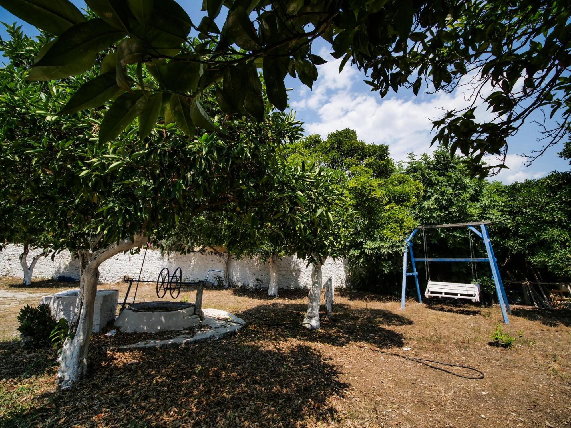 Orchard Retreat Aparthotel Himare Buitenkant foto