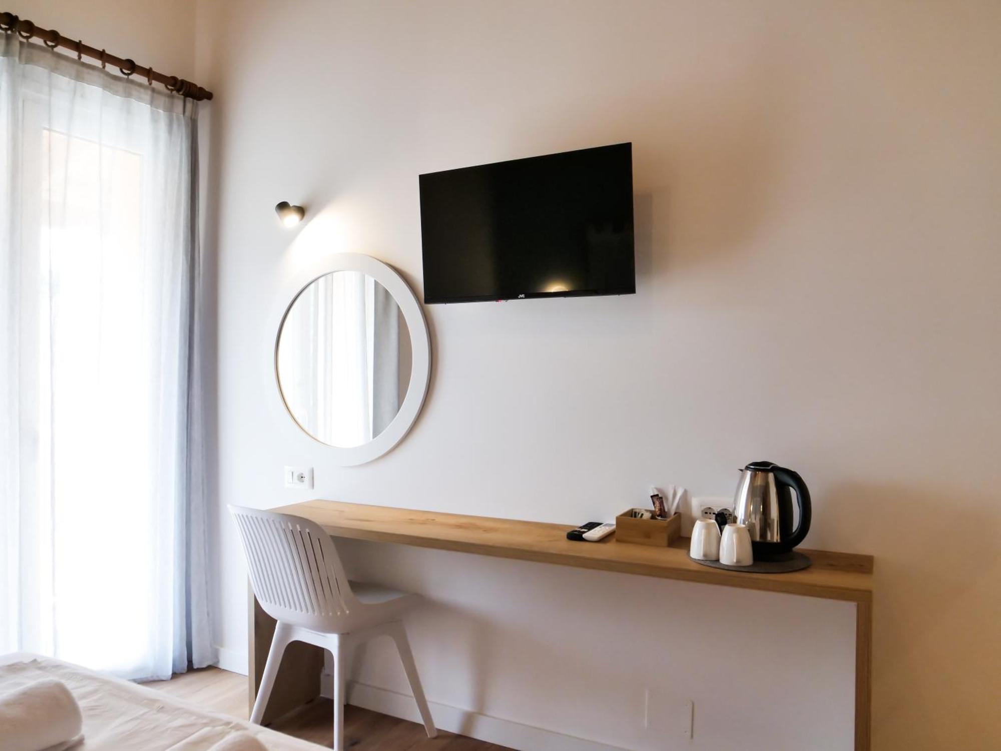 Orchard Retreat Aparthotel Himare Buitenkant foto