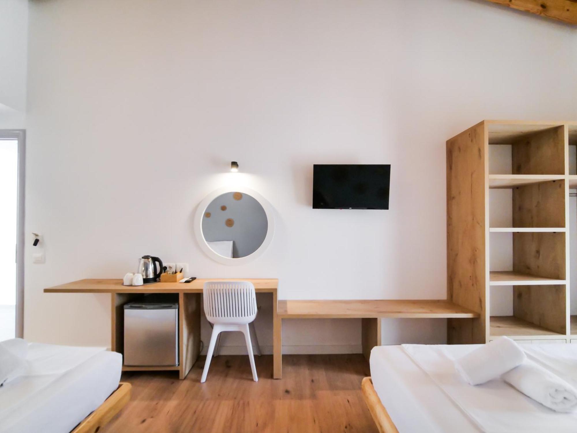 Orchard Retreat Aparthotel Himare Buitenkant foto